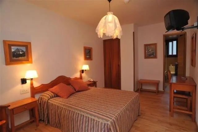 Hotel Roya Espot