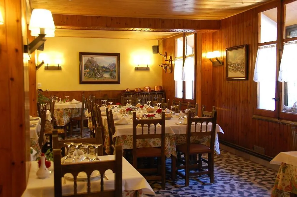 Hotel Roya Espot